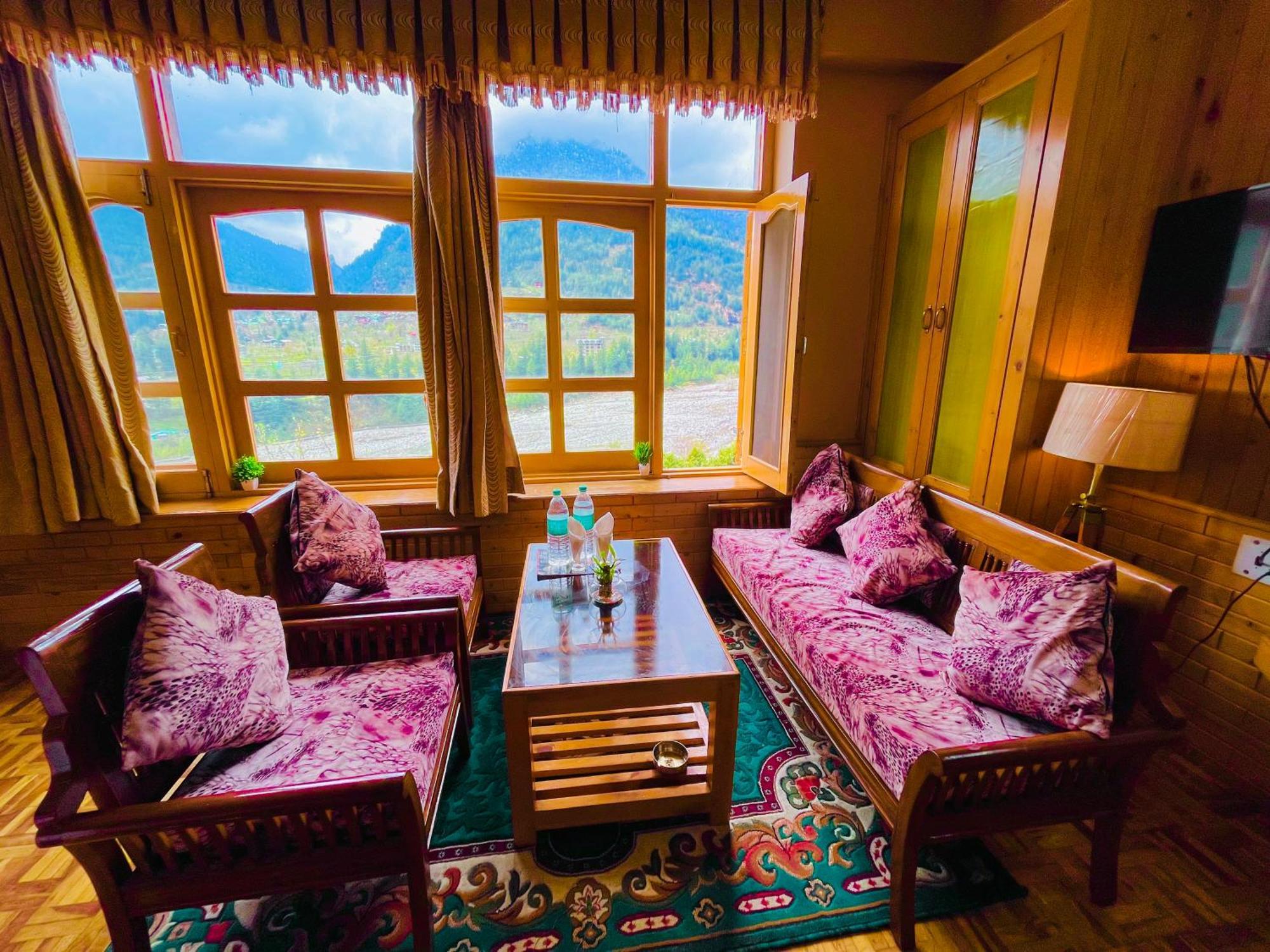 Hotel Hollywood Manali - Scenic River & Mountain View With Premium Rooms Eksteriør bilde