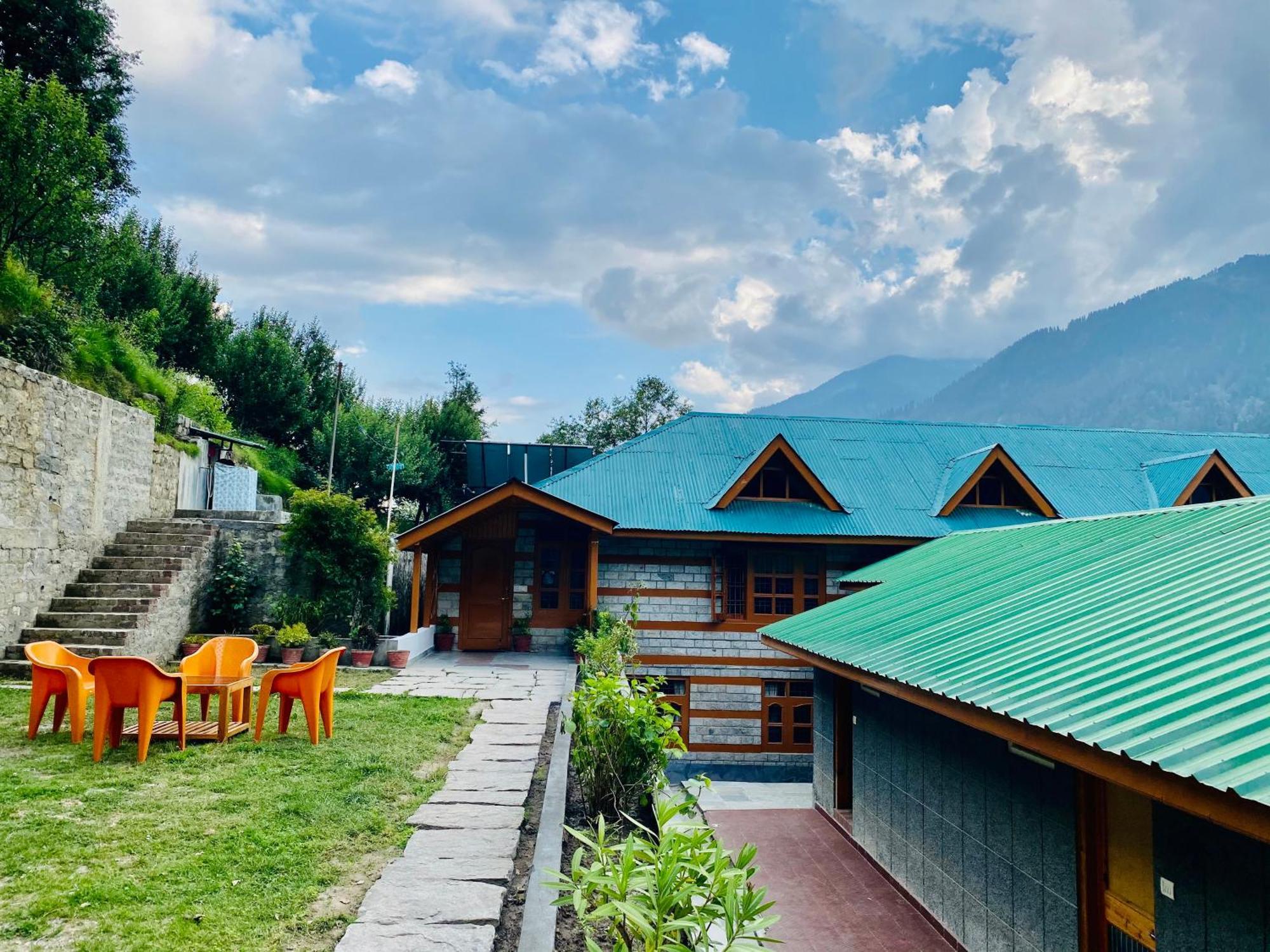 Hotel Hollywood Manali - Scenic River & Mountain View With Premium Rooms Eksteriør bilde
