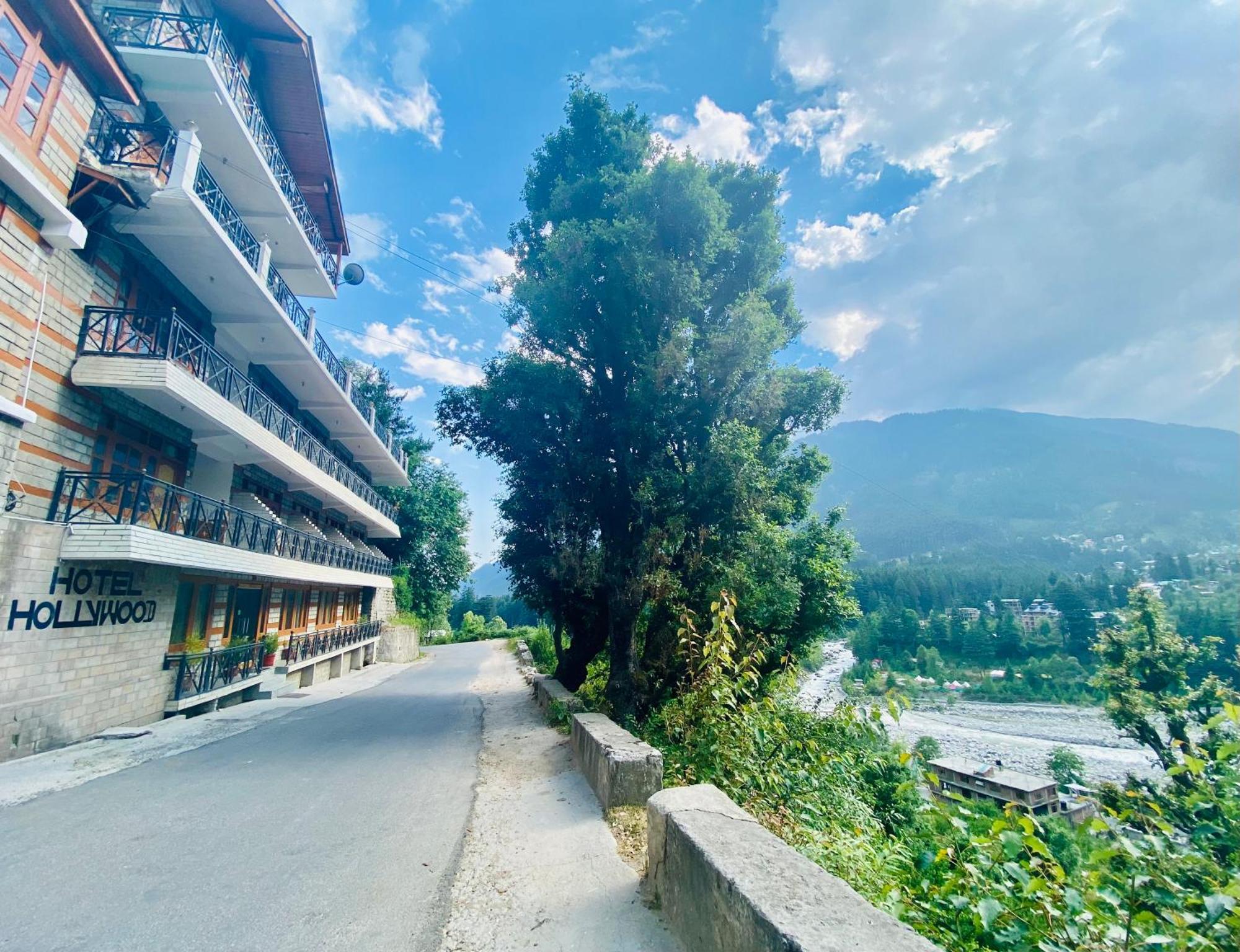 Hotel Hollywood Manali - Scenic River & Mountain View With Premium Rooms Eksteriør bilde
