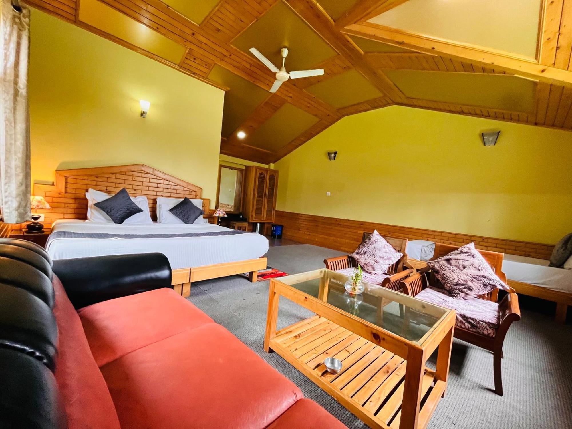 Hotel Hollywood Manali - Scenic River & Mountain View With Premium Rooms Eksteriør bilde
