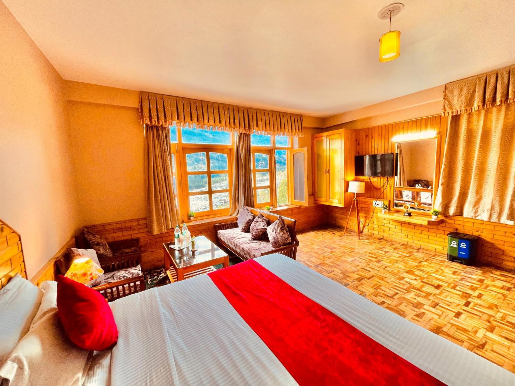 Hotel Hollywood Manali - Scenic River & Mountain View With Premium Rooms Eksteriør bilde