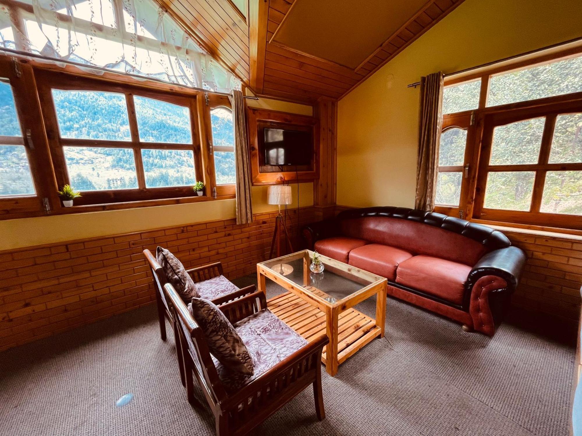 Hotel Hollywood Manali - Scenic River & Mountain View With Premium Rooms Eksteriør bilde