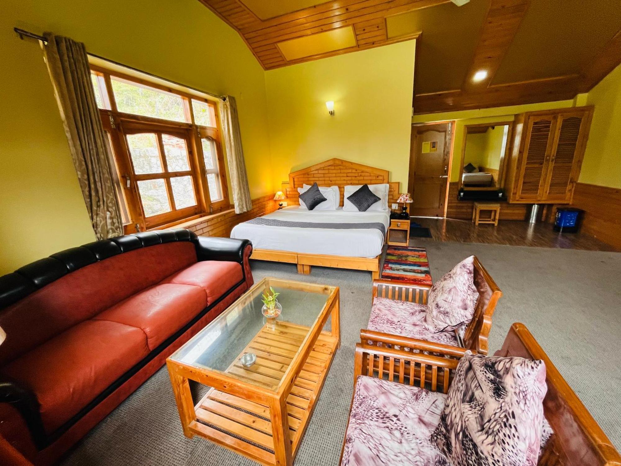 Hotel Hollywood Manali - Scenic River & Mountain View With Premium Rooms Eksteriør bilde